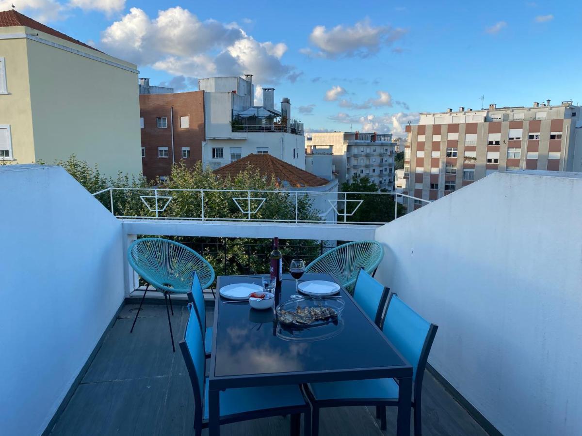 Casa Da Fonte - Vintage House And Rooftop Figueira da Foz Buitenkant foto